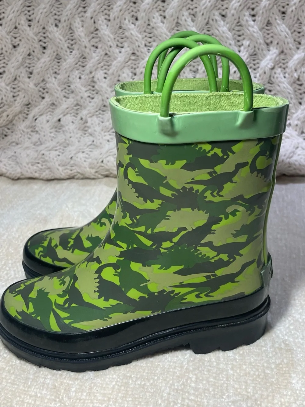 White Mountain Kids Green Dinosaur Camo Rain Boots size 9/10